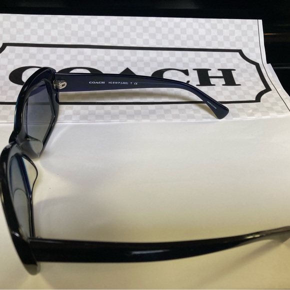 New Coach HC8161F L563 51104L Dark Navy Blue with Silver C’s Sunglasses. - Picture 6 of 12